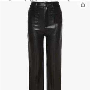 Faux black leather pants 🖤
